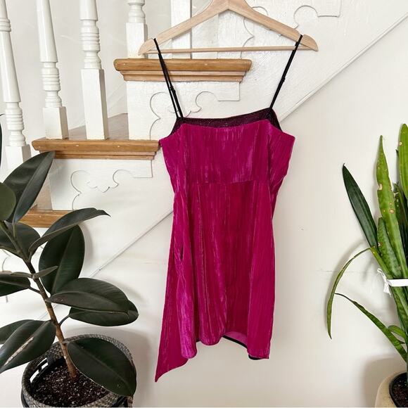 NWT Saylor Aurelie Hot Pink Velvet Mini Dress Waist Drape Adjustable Straps Sz M - Picture 6 of 7